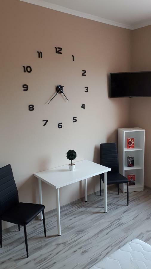 Centroom Apartment *